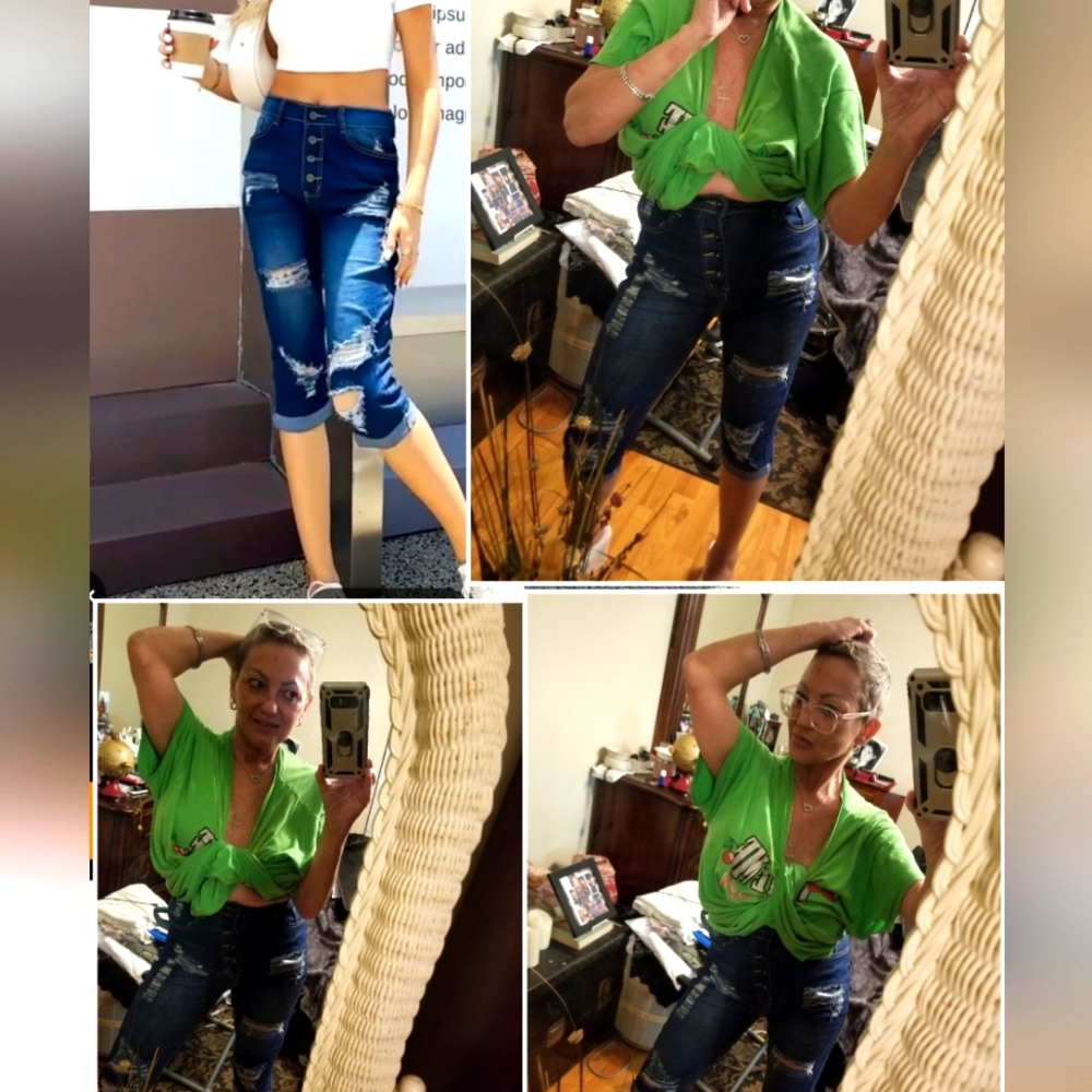 NEW RIPPED JEANS! SMALL/MED